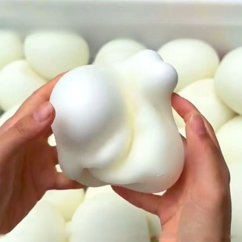 Big Squishy Bread Stress Ball  - Party Games For Adults And Kids 评论和价格