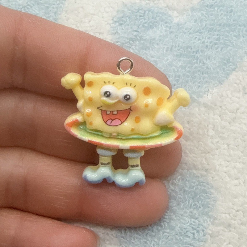 10pcs cartoon resin pendant, D - Party Games Birthday 评论和价格